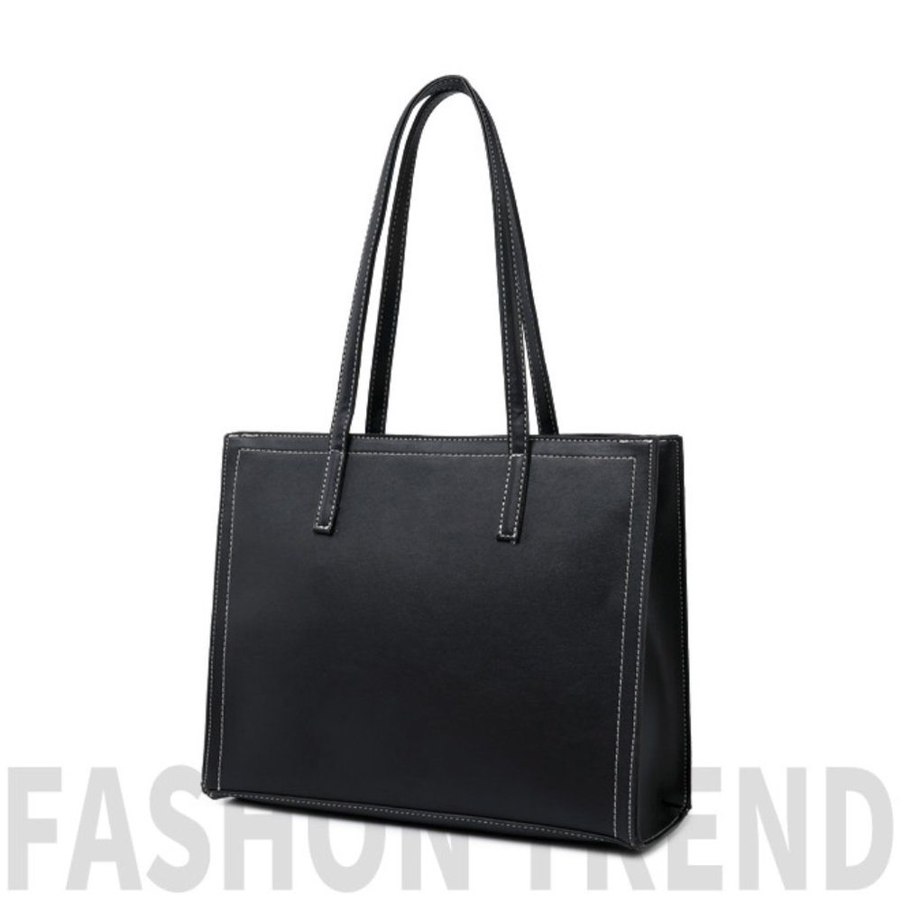 Luxury Handbags | Vintage Leather Designer Bag
